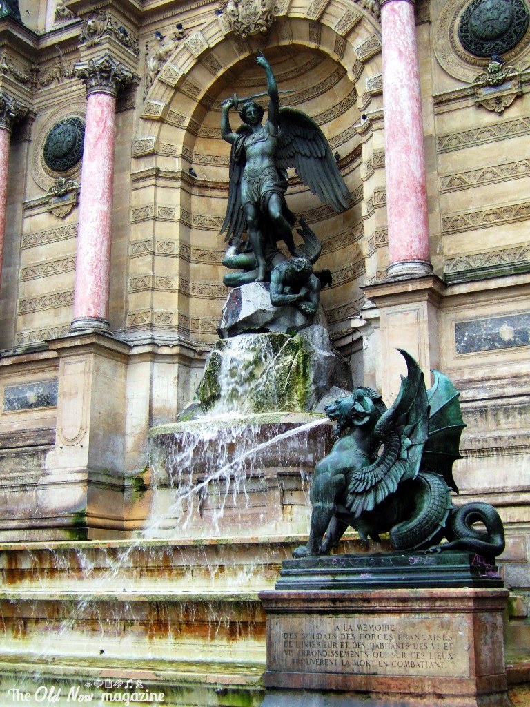 Fontana di place Saint Michele